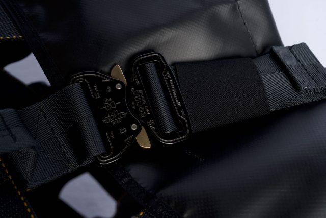 Mobility Lab Fast Rope Bag buckle